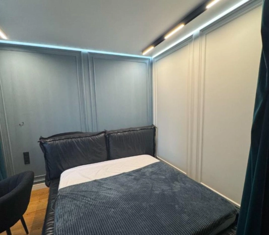 Купить квартиру в Москве. Вариант № 10353432, 13, площадь -  квм, цена 25000000 рублей