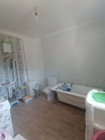 Купить дом на улице Парковая в Элисте. Вариант № 5823579, 14, площадь -  квм, цена 6800000 рублей