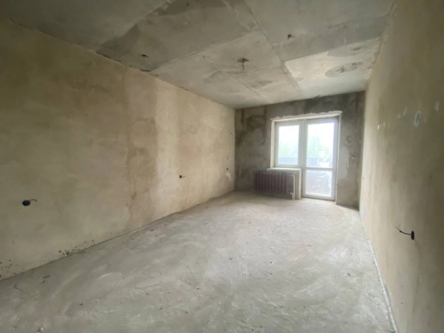 Купить трехкомнатную квартиру в Калуге. Вариант № 33448, 8, площадь -  квм, цена 6299000 рублей