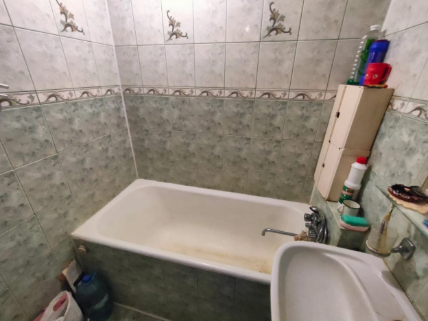 Купить однокомнатную квартиру в Калининградской области. Вариант № 4357, 10, площадь -  квм, цена 1950000 рублей