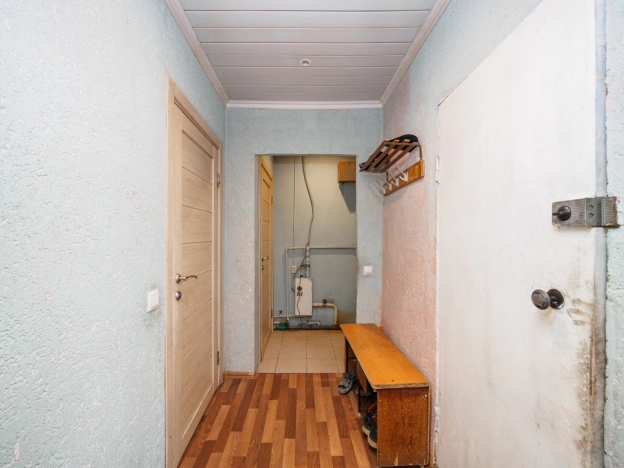 Купить дом в Омске. Вариант № 20724, 27, площадь -  квм, цена 8300000 рублей