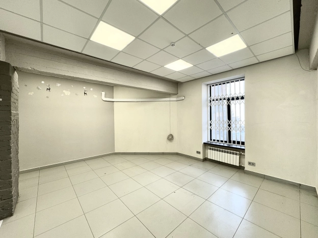 Снять коммерческую недвижимость в Новосибирске. Вариант № 37329, 3, площадь -  квм, цена 63990 рублей