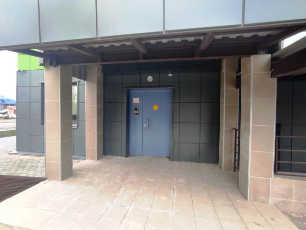 Купить однокомнатную квартиру в Омске. Вариант № 8414155, 2, площадь -  квм, цена 3514000 рублей