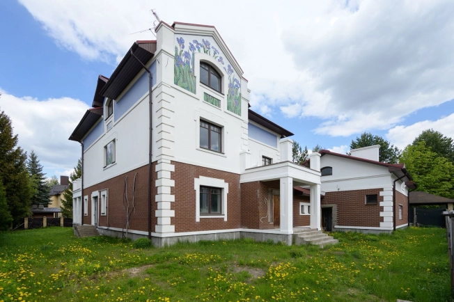 Купить дом в Москве. Вариант № 9000070, 2, площадь -  квм, цена 139000000 рублей