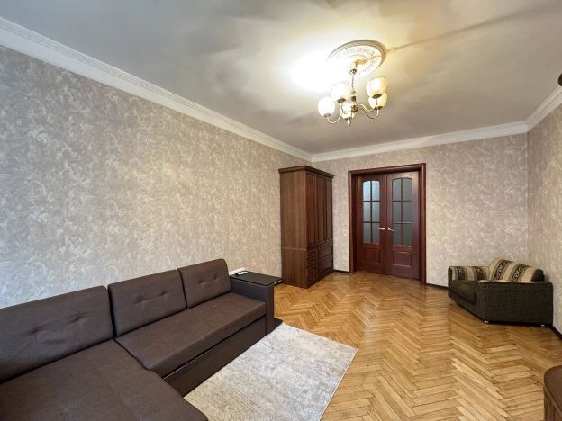 Купить квартиру в Москве. Вариант № 7592354, 11, площадь - квм, цена 44000000 рублей