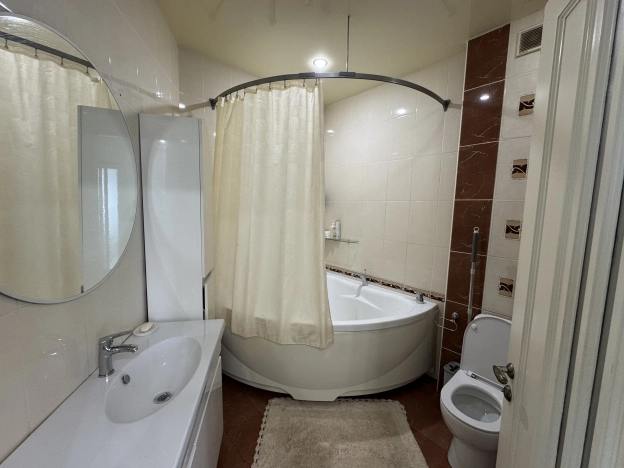 Купить трехкомнатную квартиру в Микрорайоне 29-й, Ангарск в Ангарске. Вариант № 1247243, 23, площадь -  квм, цена 7900000 рублей