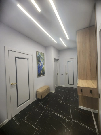 Купить двухкомнатную квартиру у метро Девяткино в Санкт-Петербурге. Вариант № 8542984, 23, площадь -  квм, цена 22900000 рублей