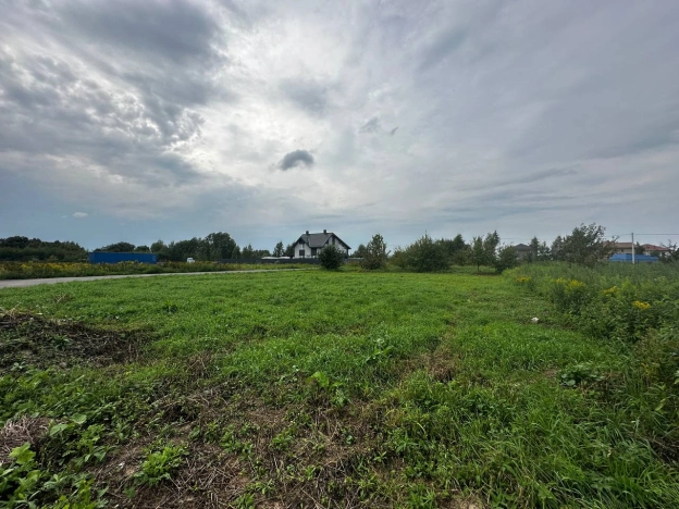 Купить земельный участок на улице Заозёрный проезд в Калининграде. Вариант № 3651259, 14, площадь -  квм, цена 2700000 рублей