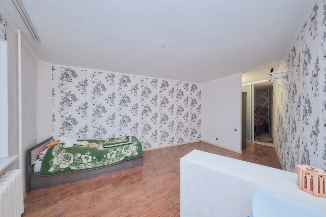 Купить четырехкомнатную квартиру в Рязани. Вариант № 10214745, 10, площадь -  квм, цена 5250000 рублей