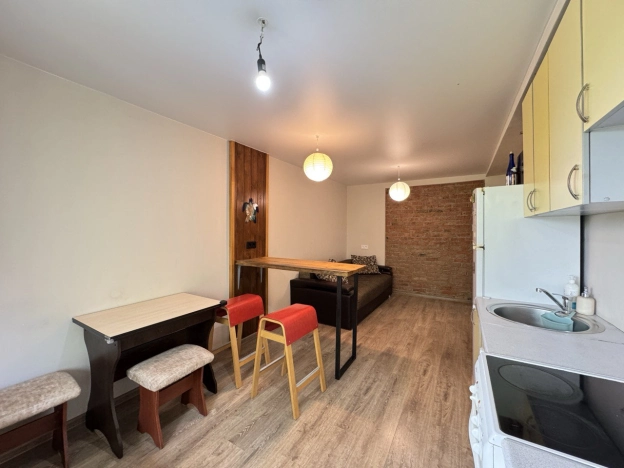 Купить квартиру в районе Дзержинский в Новосибирске. Вариант № 521679, 0, площадь -  квм, цена 4450000 рублей