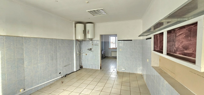 Снять коммерческую недвижимость в Южно-Сахалинске. Вариант № 9918992, 11, площадь -  квм, цена 167160 рублей