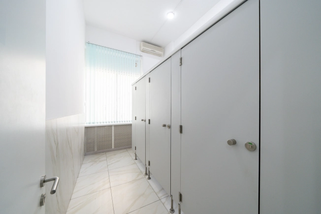 Купить офисы в Москве. Вариант № 48384, 35, площадь -  квм, цена 117000000 рублей