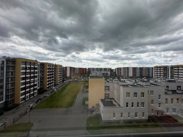 Купить однокомнатную квартиру на вторичке у метро Проспект Ветеранов в Санкт-Петербурге. Вариант № 52753, 11, площадь -  квм, цена 8890000 рублей