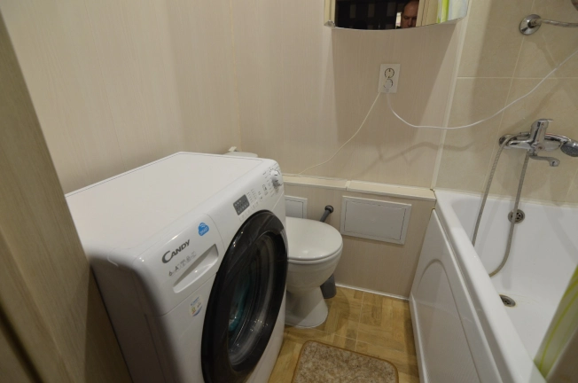 Купить однокомнатную квартиру в Калининградской области. Вариант № 7616591, 8, площадь -  квм, цена 1580000 рублей