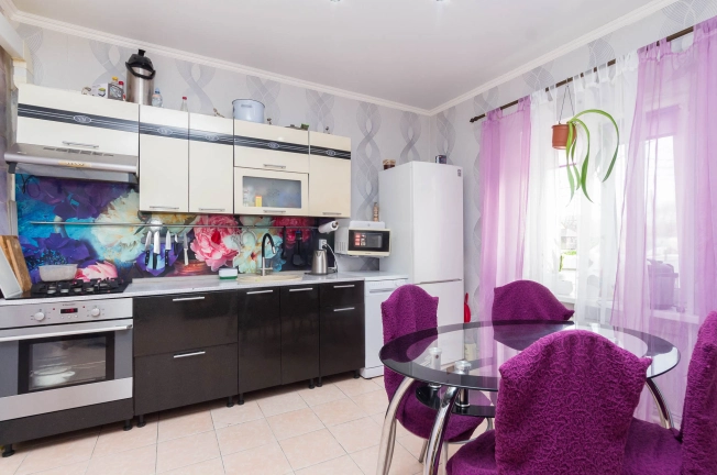 Купить дом на улице Совхозная в Тюменской области. Вариант № 9097461, 14, площадь -  квм, цена 8000000 рублей