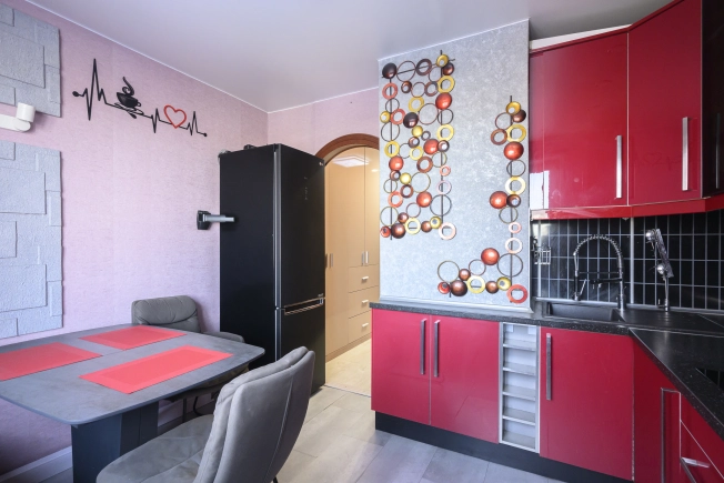 Купить трехкомнатную квартиру у метро Коммунарка в Москве. Вариант № 8845570, 4, площадь -  квм, цена 14200000 рублей