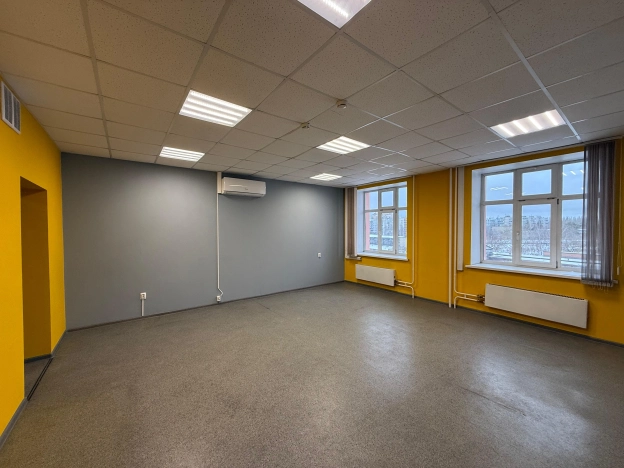 Снять коммерческую недвижимость в Новосибирске. Вариант № 9124985, 3, площадь -  квм, цена 189000 рублей