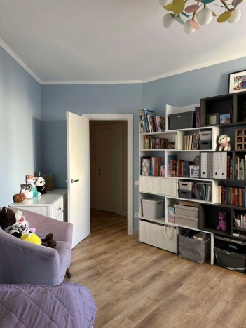 Купить трехкомнатную квартиру в Пушкине. Вариант № 52201, 10, площадь -  квм, цена 21500000 рублей