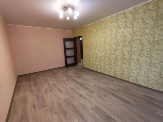 Купить двухкомнатную квартиру на улице Шишкова в Воронеже. Вариант № 922965, 6, площадь -  квм, цена 6500000 рублей