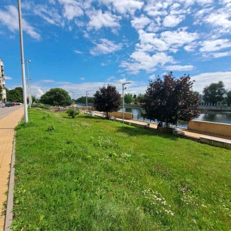 Купить трехкомнатную квартиру на улице Олега Кошевого в Калининграде. Вариант № 1378315, 13, площадь -  квм, цена 6650000 рублей