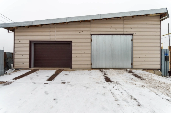 Купить дом в Тюменской области. Вариант № 9652125, 43, площадь -  квм, цена 7900000 рублей