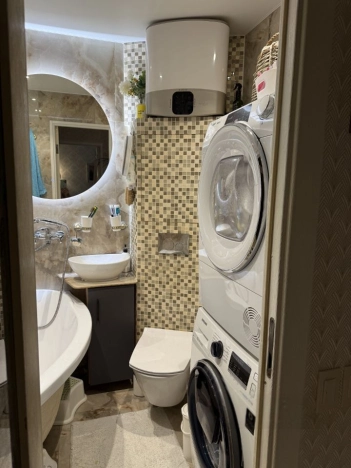 Купить квартиру в Москве. Вариант № 10130676, 22, площадь -  квм, цена 12500000 рублей