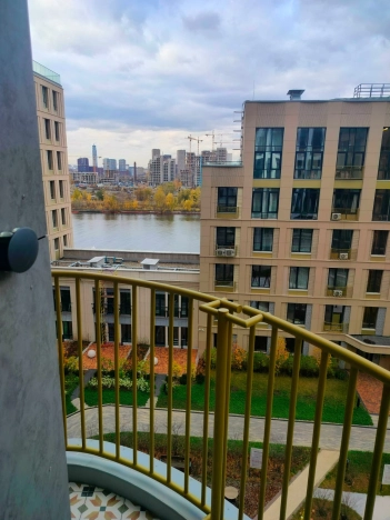 Купить квартиру в Москве. Вариант № 8055371, 16, площадь -  квм, цена 24300000 рублей