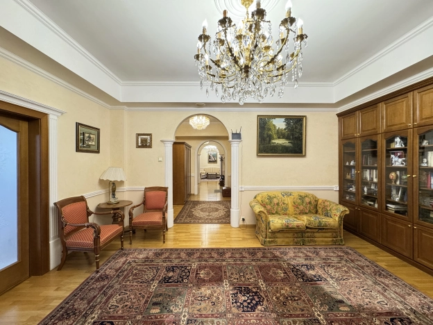 Купить четырехкомнатную квартиру в ЮЗАО в Москве. Вариант № 555442, 12, площадь -  квм, цена 218700000 рублей