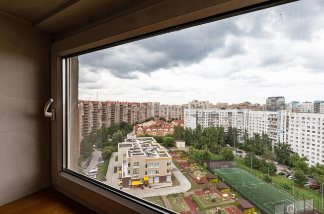 Купить квартиру на вторичке на улице набережная реки Карповки в Санкт-Петербурге. Вариант № 10433389, 19, площадь - квм, цена 33000000 рублей