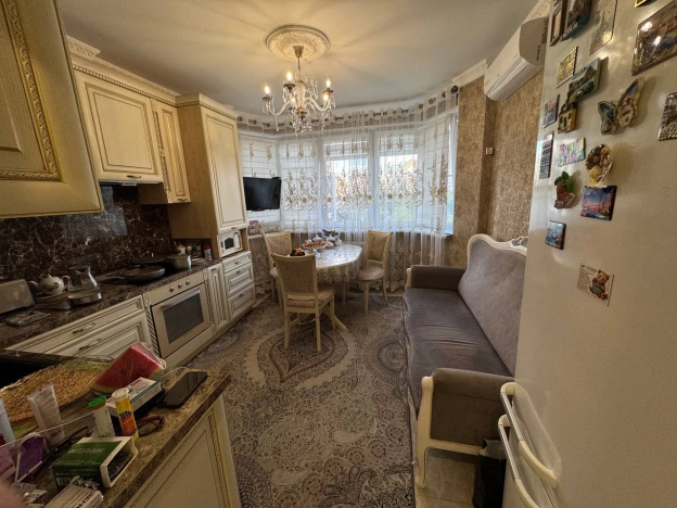 Купить квартиру в Москве. Вариант № 2394316, 5, площадь -  квм, цена 30500000.0000 рублей