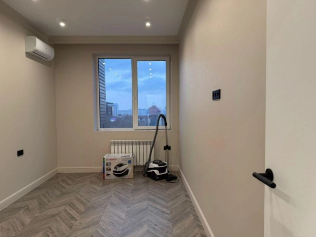 Купить квартиру на улице Текучёва в Ростове-на-Дону. Вариант № 10724293, 11, площадь - квм, цена 35000000 рублей