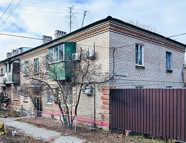 Купить однокомнатную квартиру в Волгограде. Вариант № 9495230, 6, площадь -  квм, цена 2700000 рублей