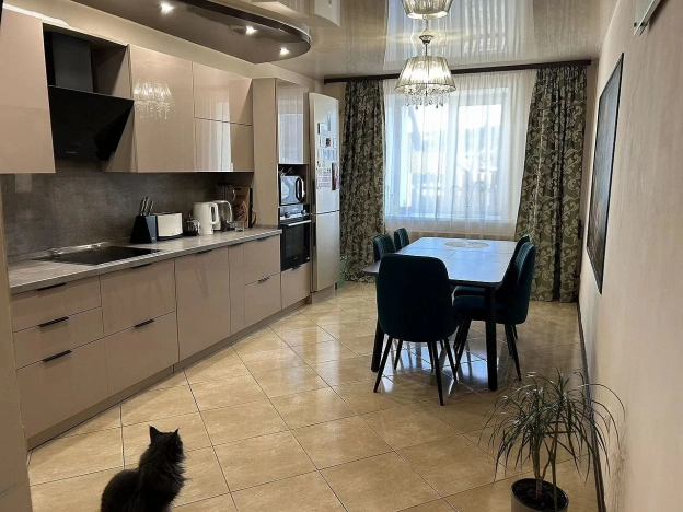 Купить дом на улице Белокаменная в Улан-Удэ. Вариант № 32769, 14, площадь -  квм, цена 9990000 рублей