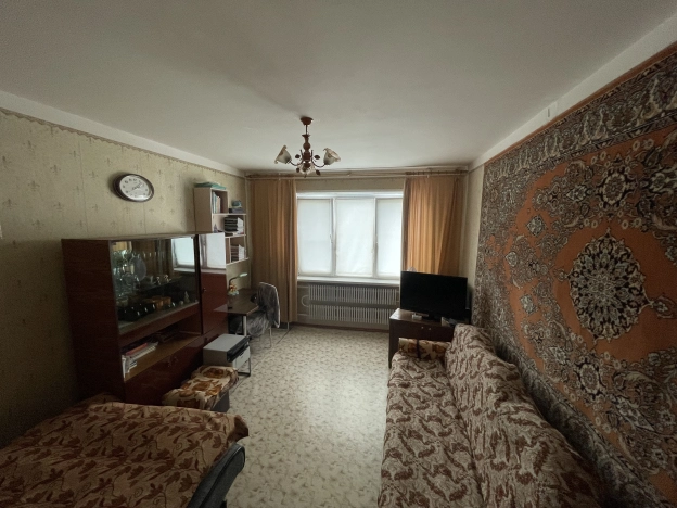 Купить трехкомнатную квартиру в Старом Осколе. Вариант № 1035552, 15, площадь -  квм, цена 6000000 рублей