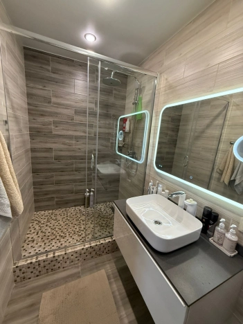 Снять квартиру в Тобольске. Вариант № 2541492, 17, площадь -  квм, цена 70000 рублей