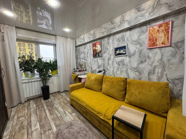 Купить квартиру на улице Комарова в Улан-Удэ. Вариант № 9509476, 0, площадь -  квм, цена 5650000 рублей