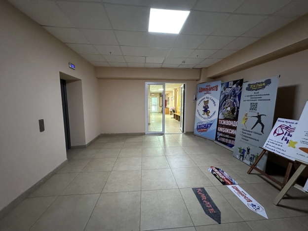 Купить коммерческую недвижимость свободного назначения в Сыктывкаре. Вариант № 6992, 6, площадь -  квм, цена 4950000 рублей