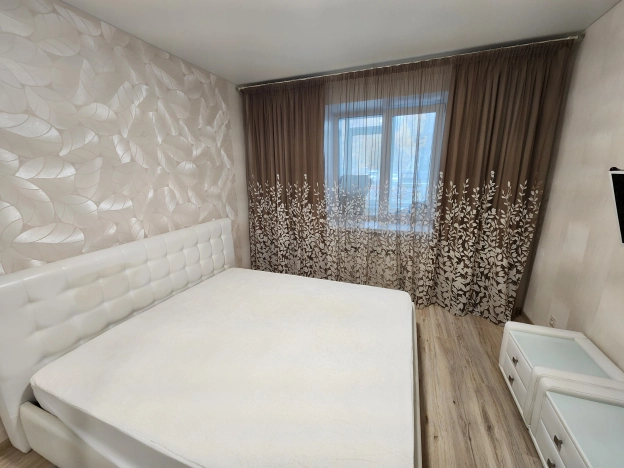 Купить двухкомнатную квартиру в Сыктывкаре. Вариант № 7778106, 13, площадь -  квм, цена 8000000 рублей