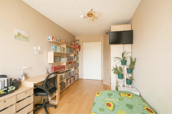 Купить квартиру на улице Пограничная в Петрозаводске. Вариант № 734370, 6, площадь -  квм, цена 3399000 рублей