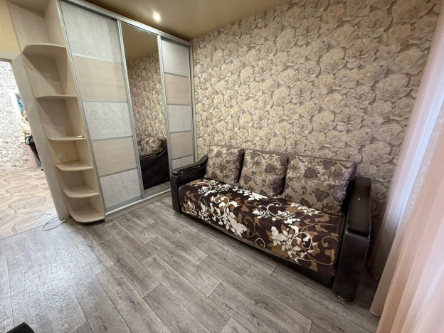 Снять квартиру в Пензенской области. Вариант № 7994536, 6, площадь -  квм, цена 27000 рублей