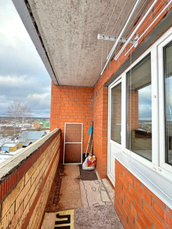 Купить однокомнатную квартиру на улице Заводская в Вологодской области. Вариант № 9976349, 12, площадь -  квм, цена 3300000 рублей