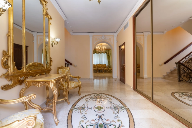 Купить дом в Долгопрудном. Вариант № 20974, 7, площадь -  квм, цена 55990000 рублей