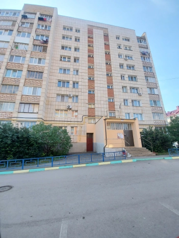 Купить трехкомнатную квартиру на улице Молодёжная в Республике Татарстан (татарстан). Вариант № 13176, 23, площадь -  квм, цена 5387000 рублей