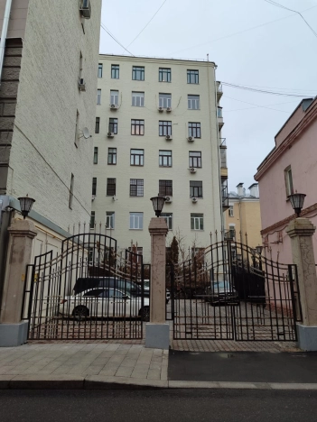 Купить квартиру в районе Тверской в Москве. Вариант № 23096, 38, площадь - квм, цена 33175500.0000 рублей