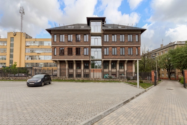 Купить коммерческую недвижимость в Калининграде. Вариант № 39857, 3, площадь -  квм, цена 110000000 рублей