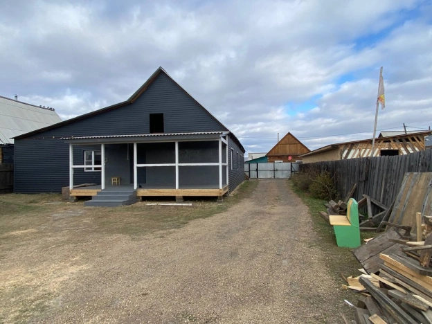 Купить дом на улице Белокаменная в Улан-Удэ. Вариант № 30993, 43, площадь -  квм, цена 9800000 рублей