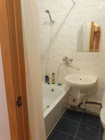 Купить квартиру на улице Дмитрия Шмонина в Новосибирске. Вариант № 51064, 6, площадь -  квм, цена 3200000 рублей