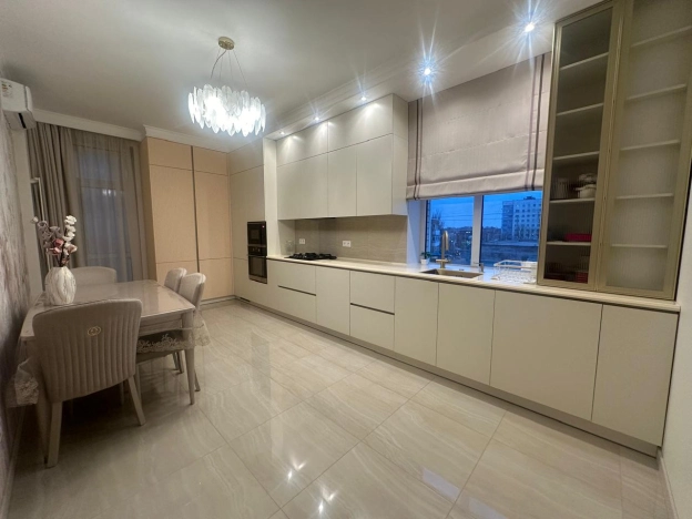 . Вариант № 29535, 7, площадь - 85 квм, цена 15650000 рублей