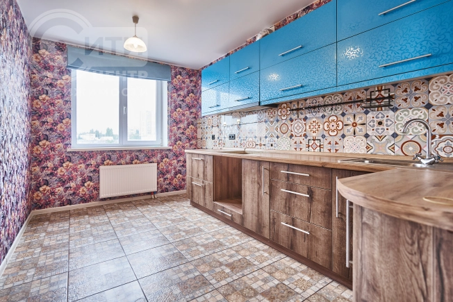 Купить двухкомнатную квартиру в Воронеже. Вариант № 818575, 4, площадь -  квм, цена 6090000 рублей