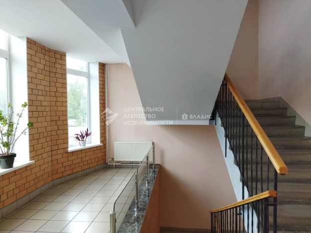 Снять коммерческую недвижимость в Рязани. Вариант № 8490871, 4, площадь - квм, цена 37800 рублей